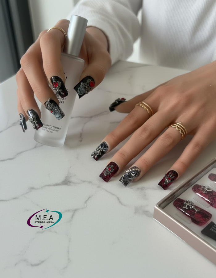 Nuit Macabre – Press-on nails faits main