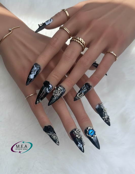 Nocturne Gothique – Press-on nails faits main