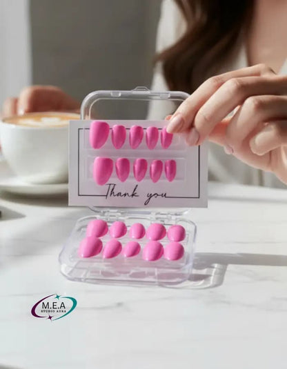 Rose Élégance – Press-on nails faits main