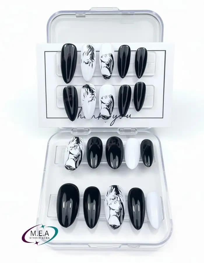 Amour Infini – Press-on nails faits main