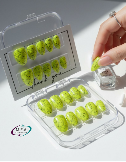 Soleil Éclatant – Press-on nails faits main