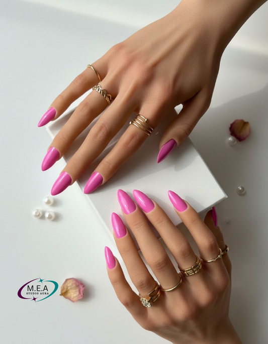 Rose Élégance – Press-on nails faits main