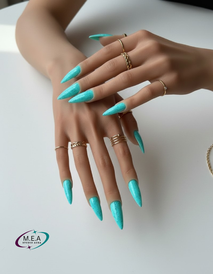 Press-on nails minimalistes points noirs – faux ongles