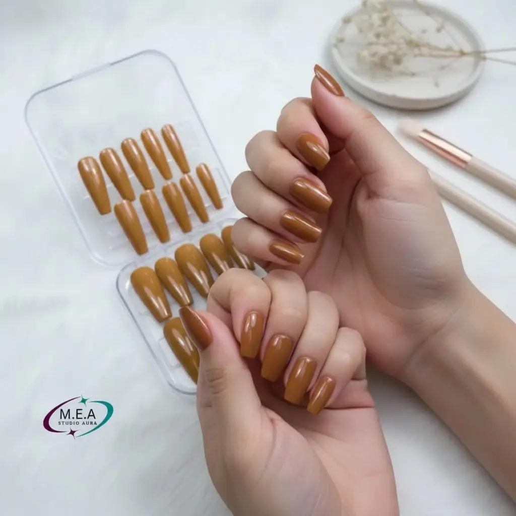 Caramel Élégance – Press-on nails faits main