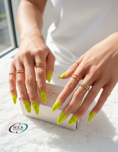 Soleil Éclatant – Press-on nails faits main