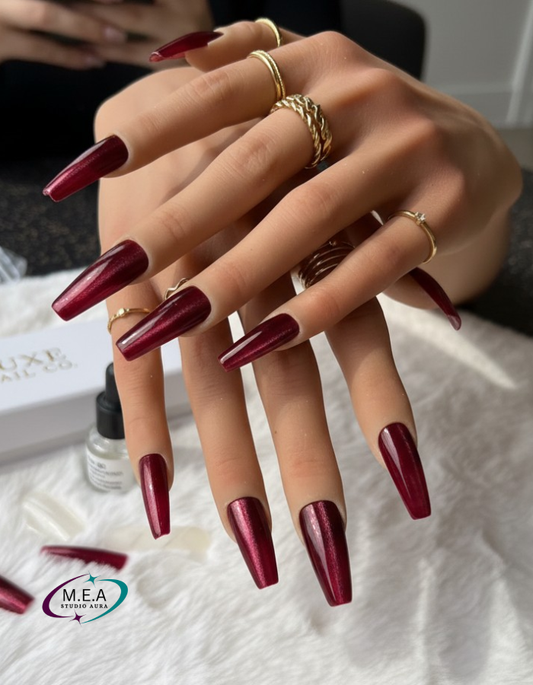 Red Cat Eye – Press-on nails faits main