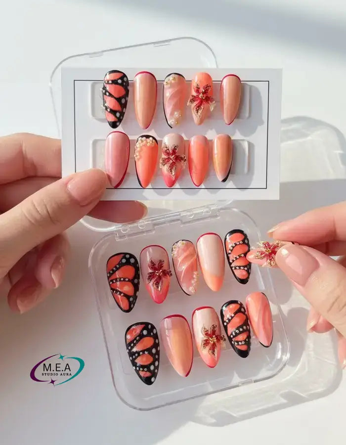 Orange Butterfly – Press-on nails faits main