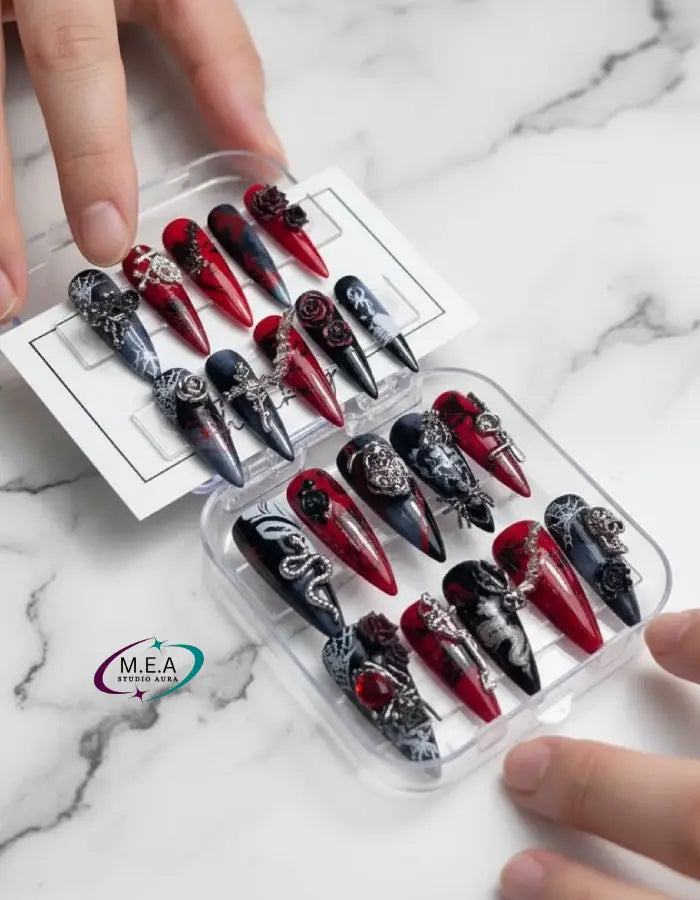Stiletto Gothique Rouge & Noir – Press-on nails faits main