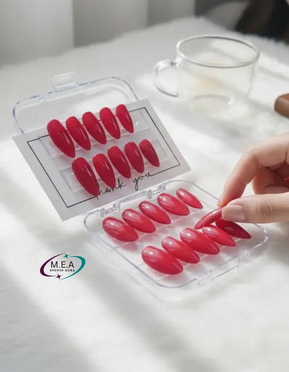 Rouge Absolu – Press-on nails faits main