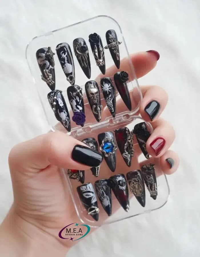 Nocturne Gothique – Press-on nails faits main