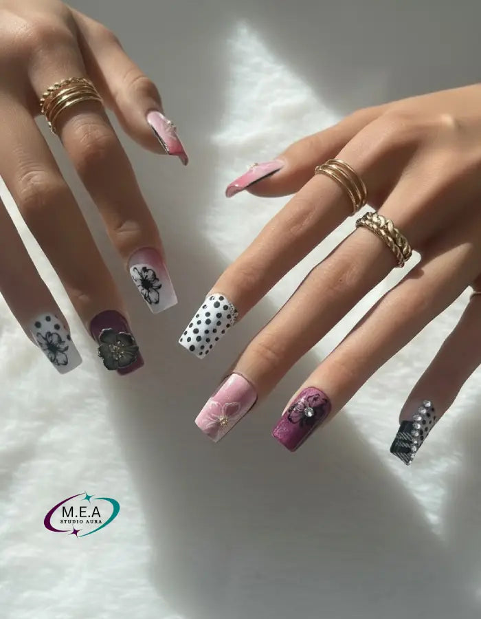 Éclipse Florale – Press-on nails faits main