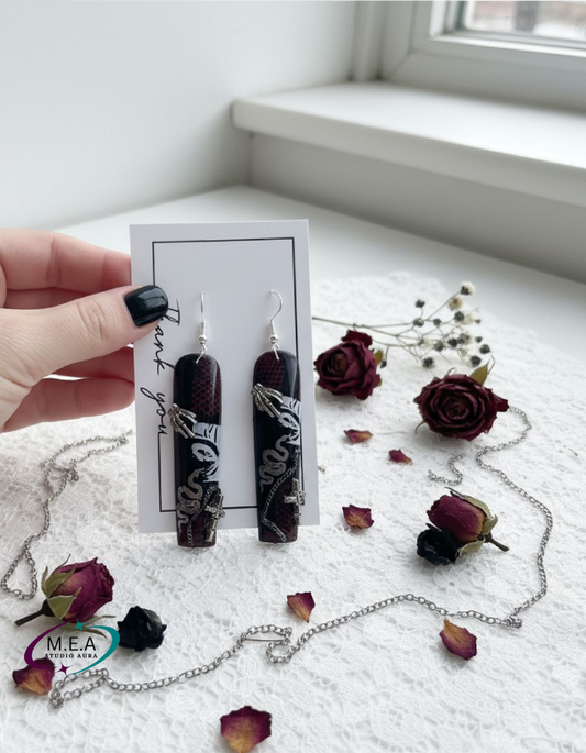 Black Script — Boucles d'oreilles Gothiques 🖤